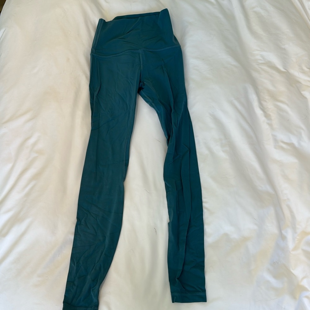 Lulu lemon aligns